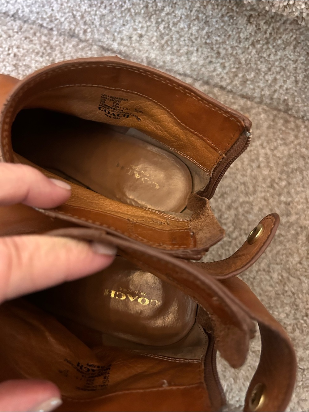 Coach Waldorf Calf Leather Boots with Gold toe and snap details. SZ 7. Luxury. - Picture 11 of 14